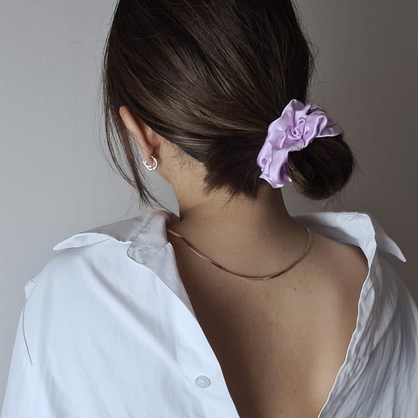Purple colour of the year scrunchie 2022
